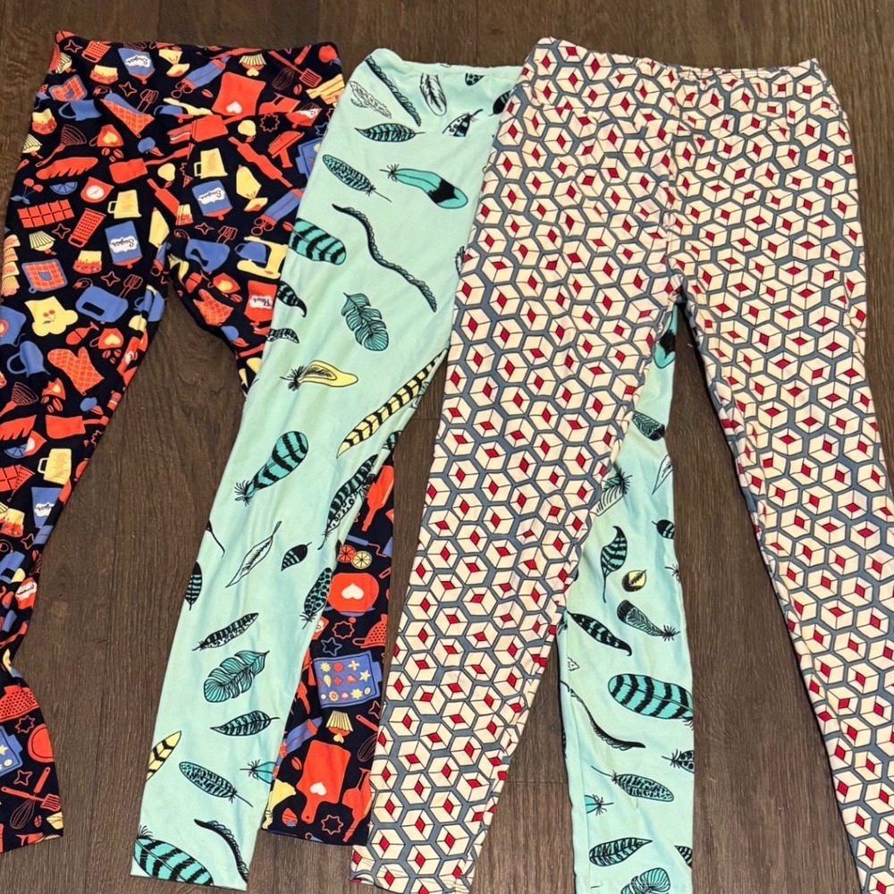 LuLaRoe Leggings Bundle OS Lot of‎ 3 Baking Feather Geometric Prints One Size